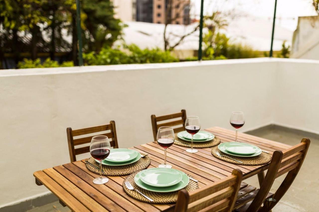 Ola Lisbon - Rato Terrace IV Leilighet Eksteriør bilde